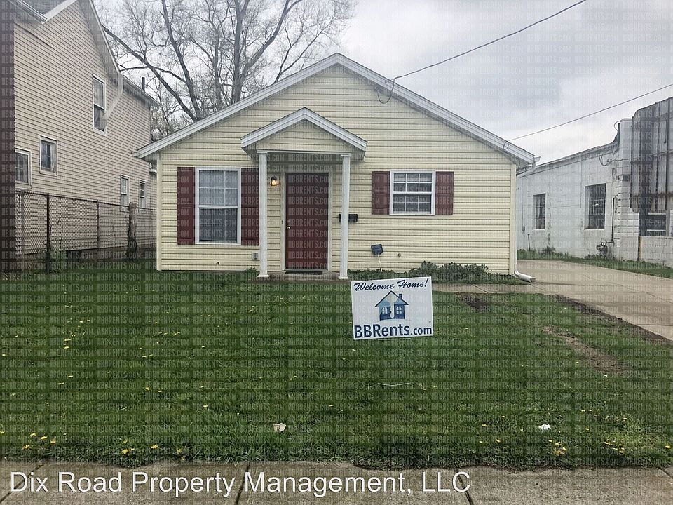 1st image of 1902 Woodlawn Ave