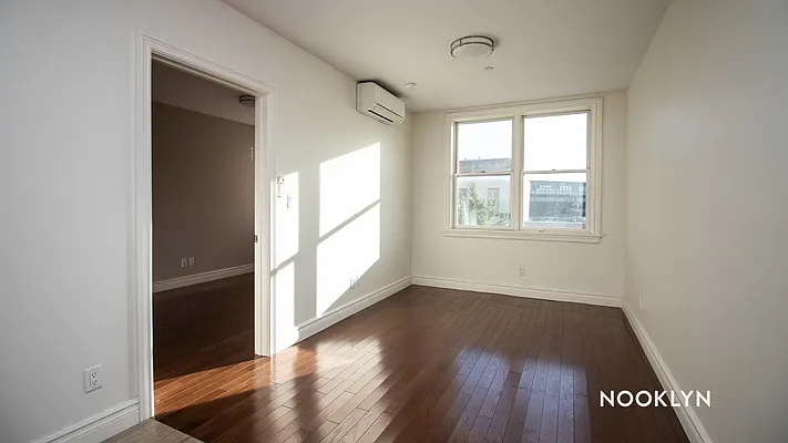 Rented by Nooklyn NYC LLC | media 29