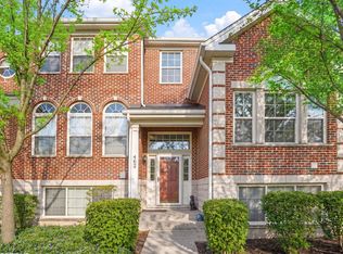 462 Prestwick Ln, Wheeling, IL 60090