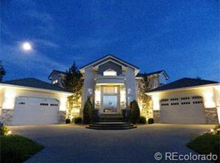 32 Blue Heron Dr, Thornton, CO 80241
