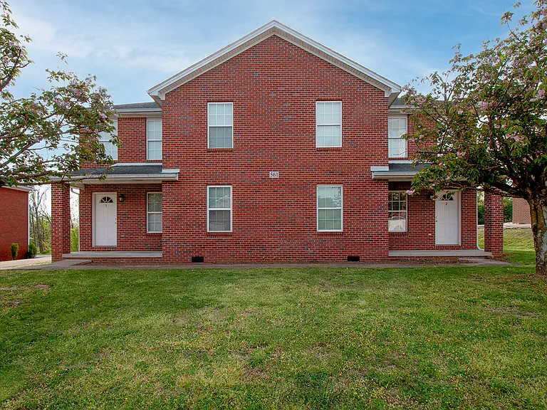 561 Hampton Way #1 — Photo 23