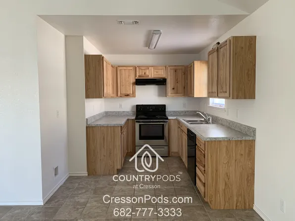 9132 Putteet Rd, Cresson, TX 76035