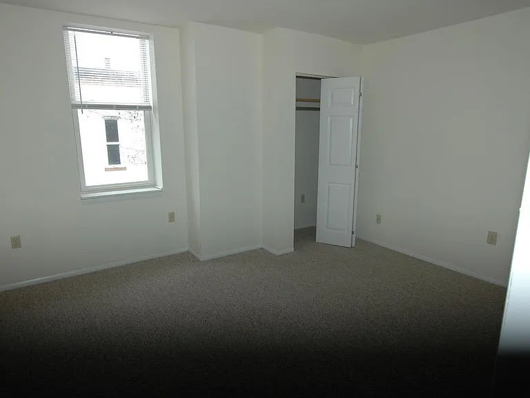 706 Mifflin St #304 — Photo 5