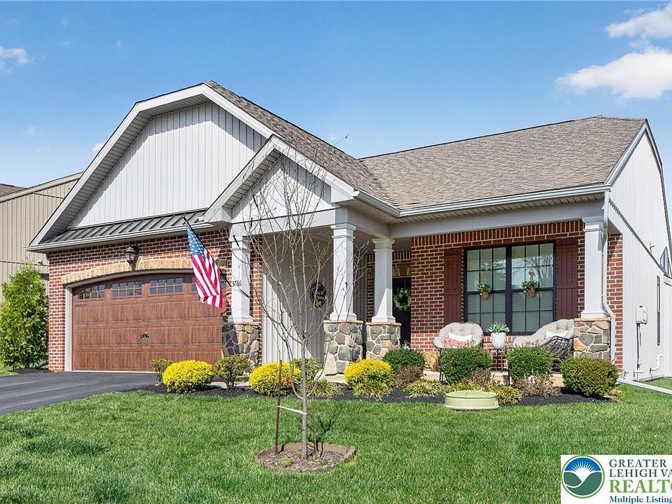 1st image of 3786 Daylily Dr
