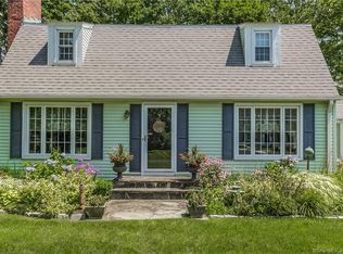 5 Round Hill Rd, North Haven, CT 06473