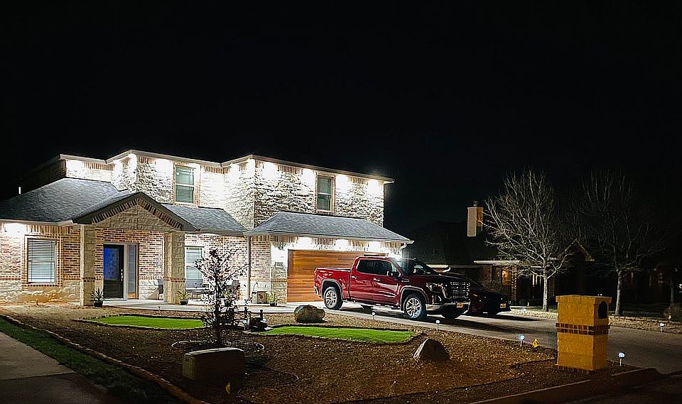 1st image of 6008 Warwick Dr