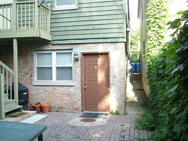 1st image of 2034 N Wolcott Ave #1R