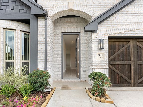 4th image of 3011 Duck Heights Ave