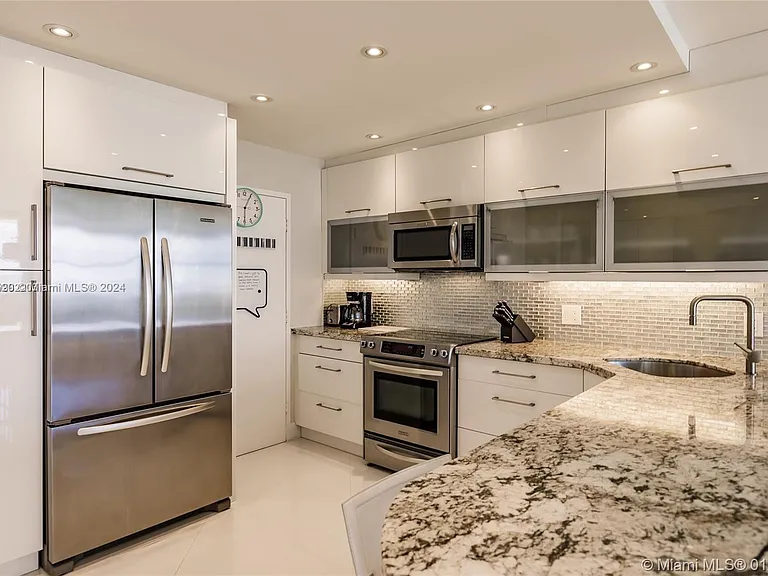 3725 S Ocean Dr #1504 — Photo 6
