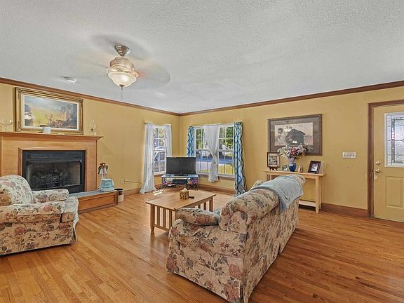 4th image of 258 Bear Run Ln