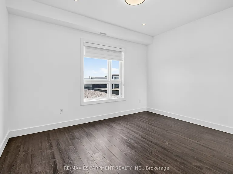 640 Sauve St #602 — Photo 24