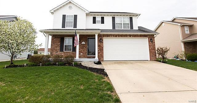 1st image of 755 Moorland Cir