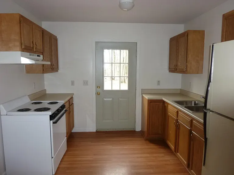135 McMullen Rd — Photo 5