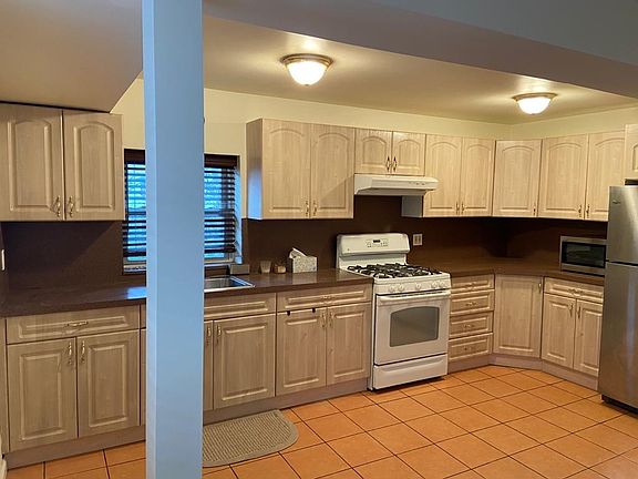 2nd image of 7501 162nd St Floor 2