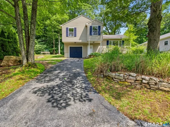 46 Spring Glen Road, East Lyme, CT 06357