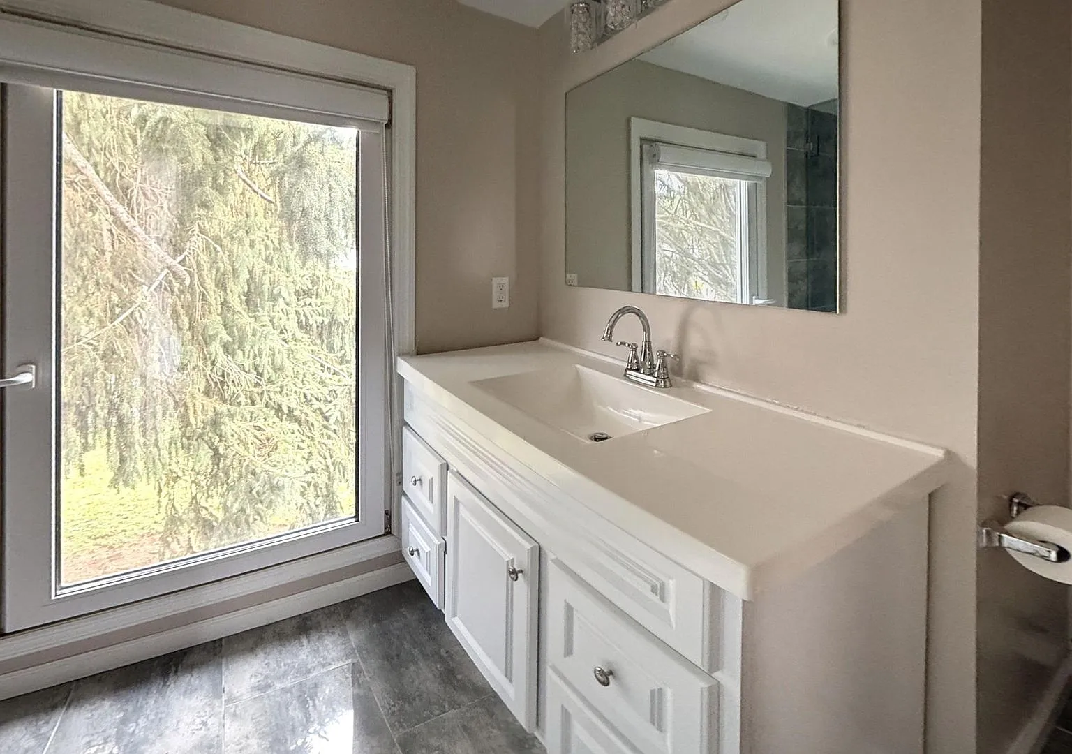 Spacious 4BR, 2BA Home with Updated Kitchen — Photo 3