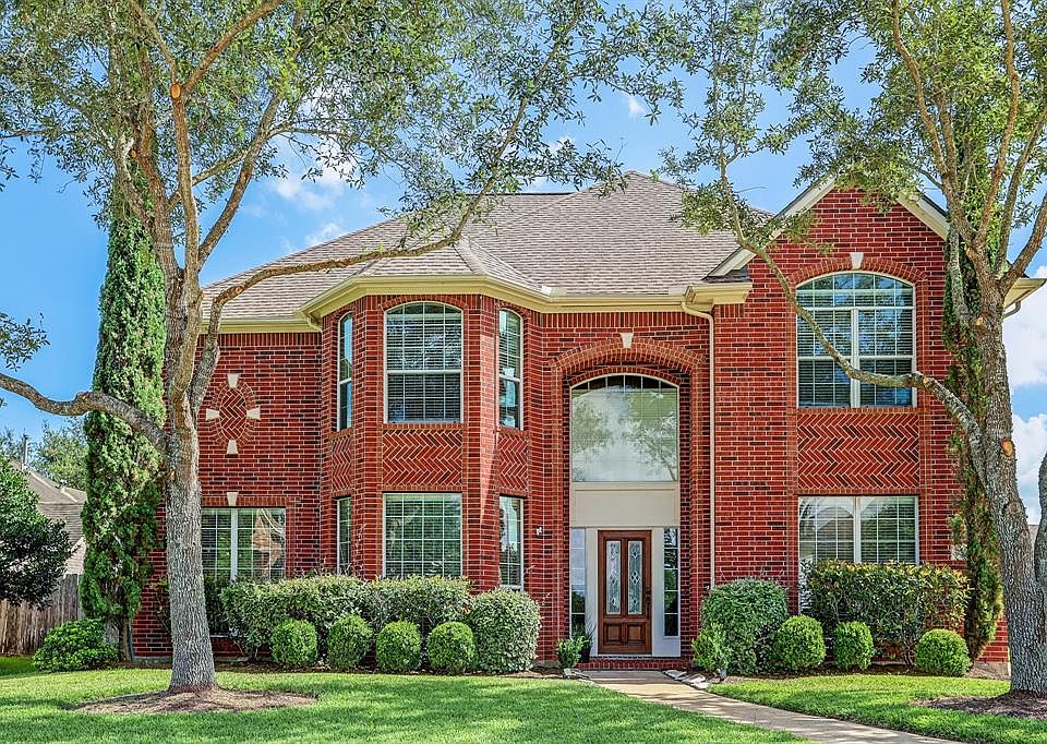 1st image of 9306 Sunlake Dr