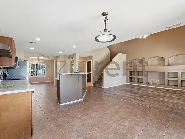 23196 S 216th St — Photo 20