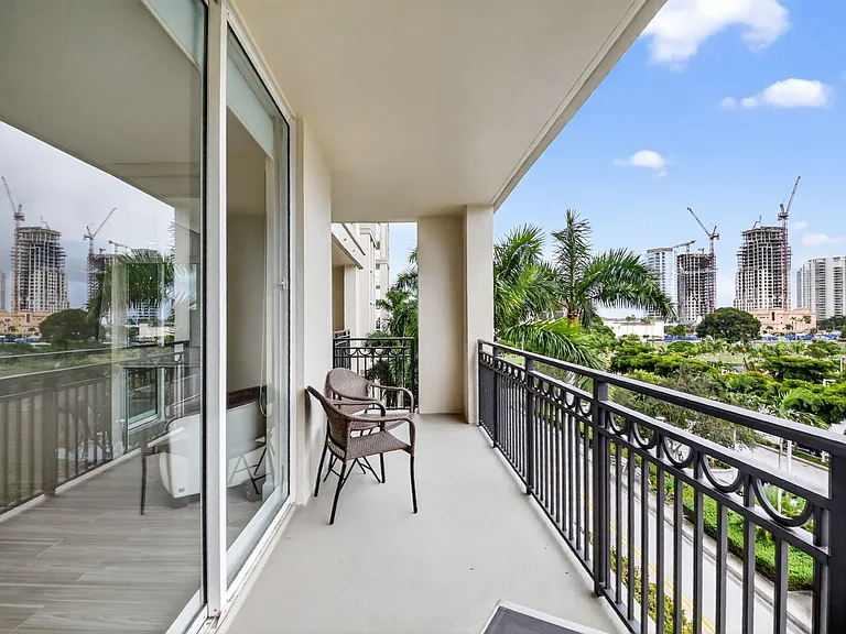 550 Okeechobee Blvd #423 — Photo 10
