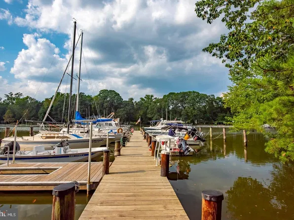 700 N Holly Dr, Annapolis, MD 21409