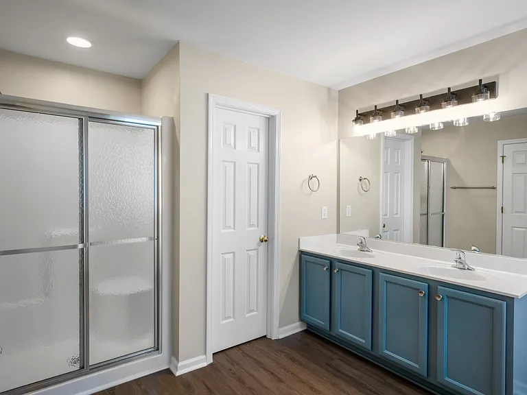 Main Bath