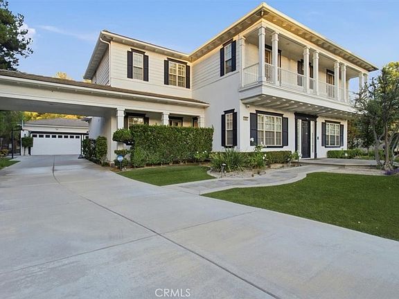3rd image of 4282 Hidden Oaks Dr