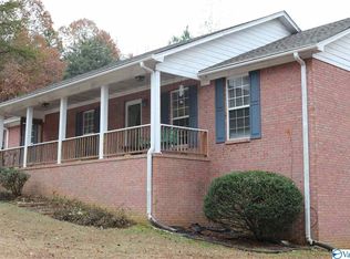 287 Mount Mariah Cir, Valhermoso Springs, AL 35775