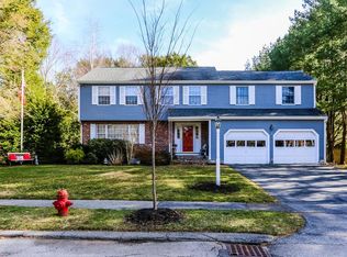 19 Driscoll Ln, Beverly, MA 01915