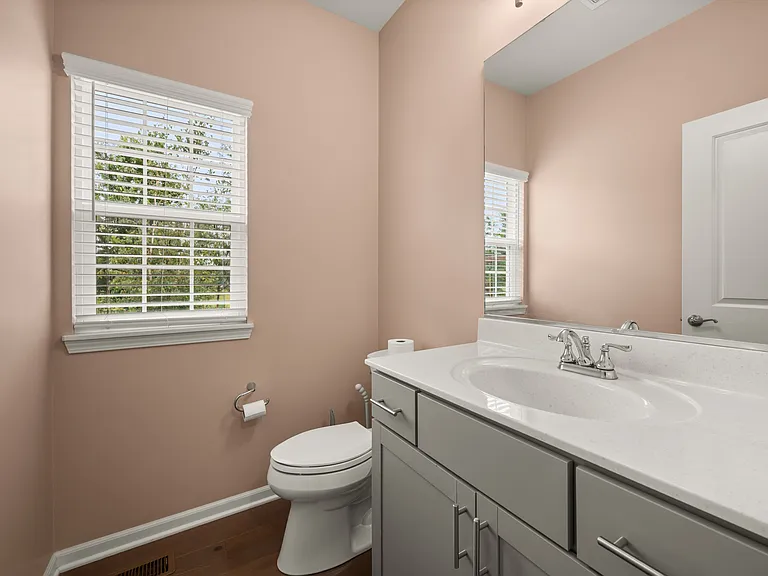 406 Mary Ann Cir — Photo 15