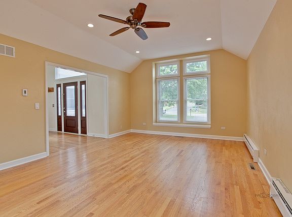 5th image of 327 Hojem Ln