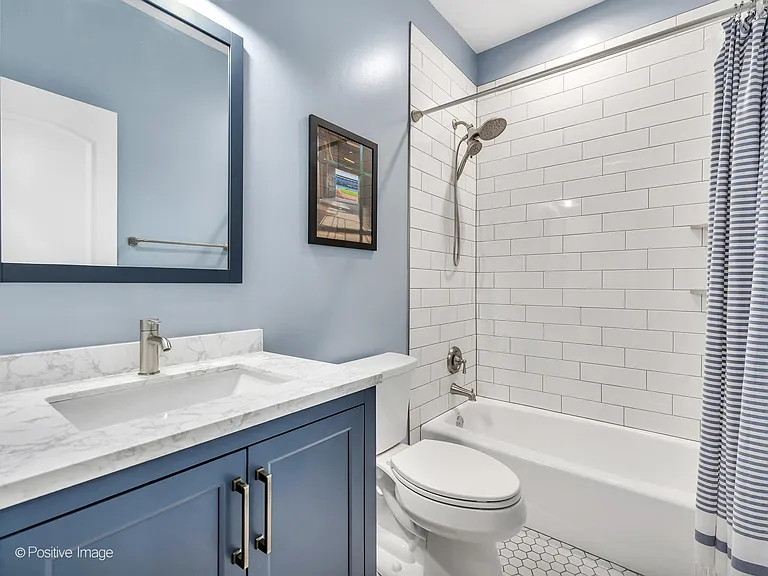 3715 N Wilton Ave #1 — Photo 9
