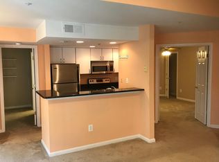 927 Hillside Lake Ter APT 206, Gaithersburg, MD 20878