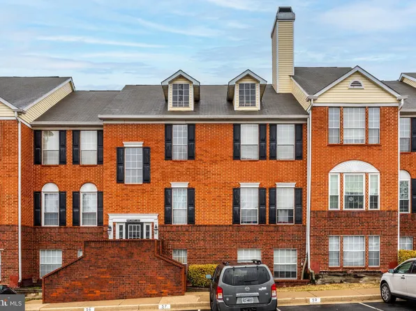 668 Gateway Dr SE Unit 410, Leesburg, VA 20175