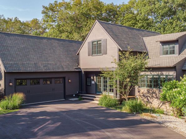 42 Golf Course Rd