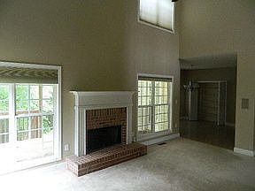 4th image of 660 Brookgreen Pl