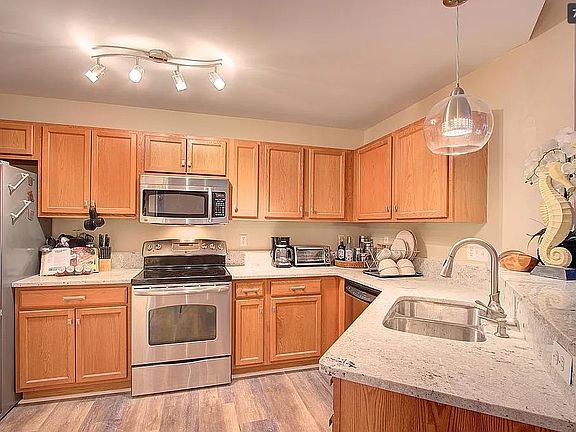 5th image of 3061 Cloverly Ct Unit 69