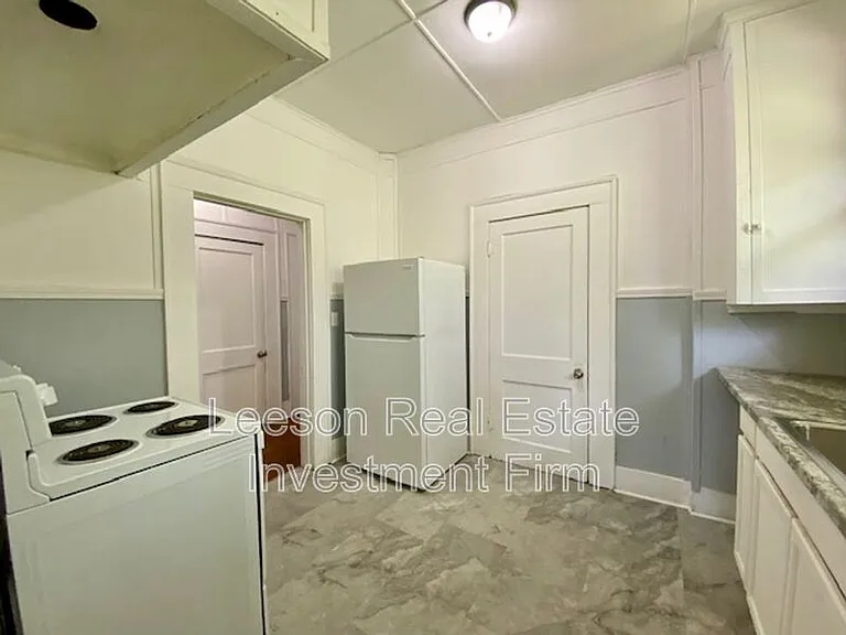 310 1/2 Kings Hwy — Photo 6