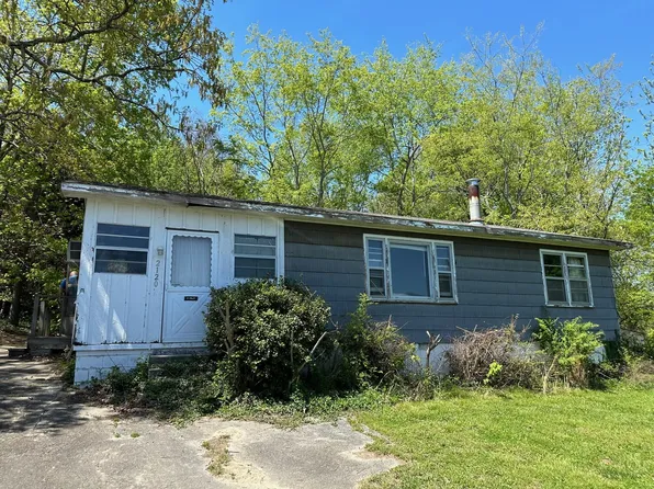 2120 Broomfield Rd SE, Cleveland, TN 37323