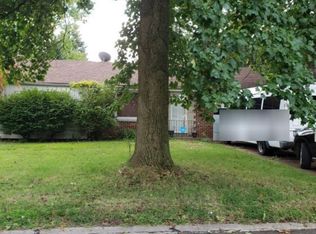 2420 Caverhill Dr, Saint Louis, MO
