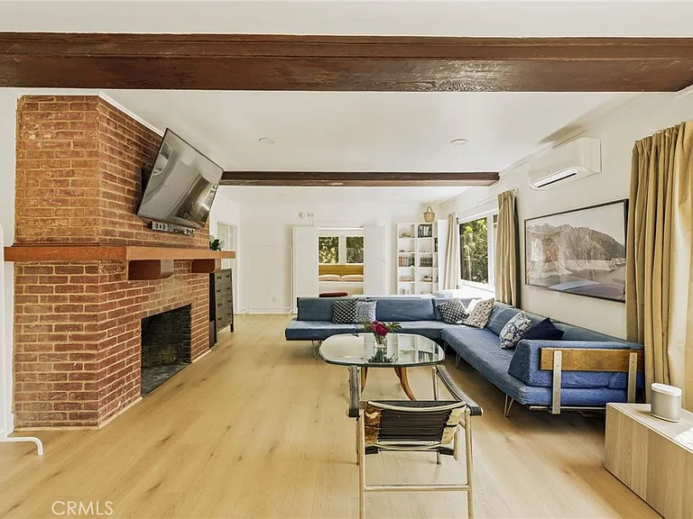 5924 Hayes Ave — Photo 3