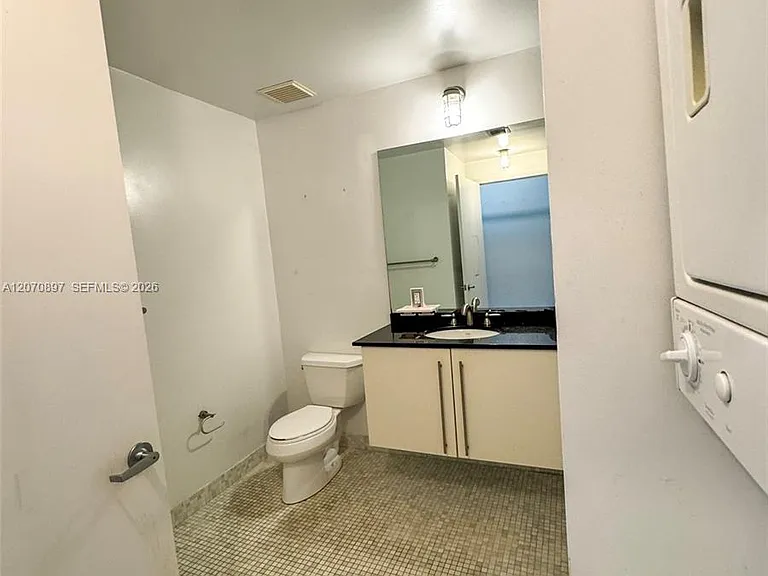 8101 Biscayne Blvd #R-411 — Photo 5