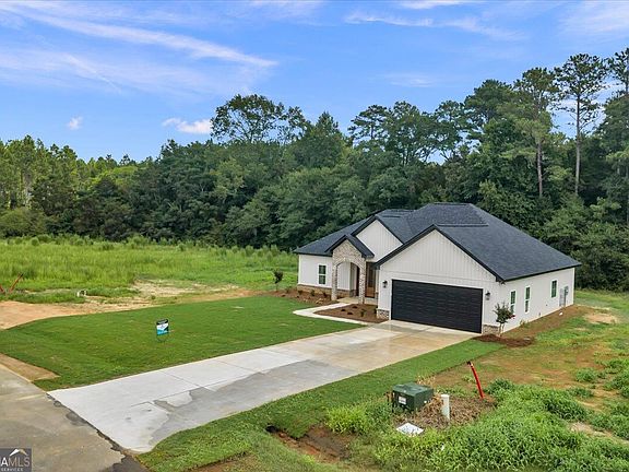4th image of 628 Ellie Cir