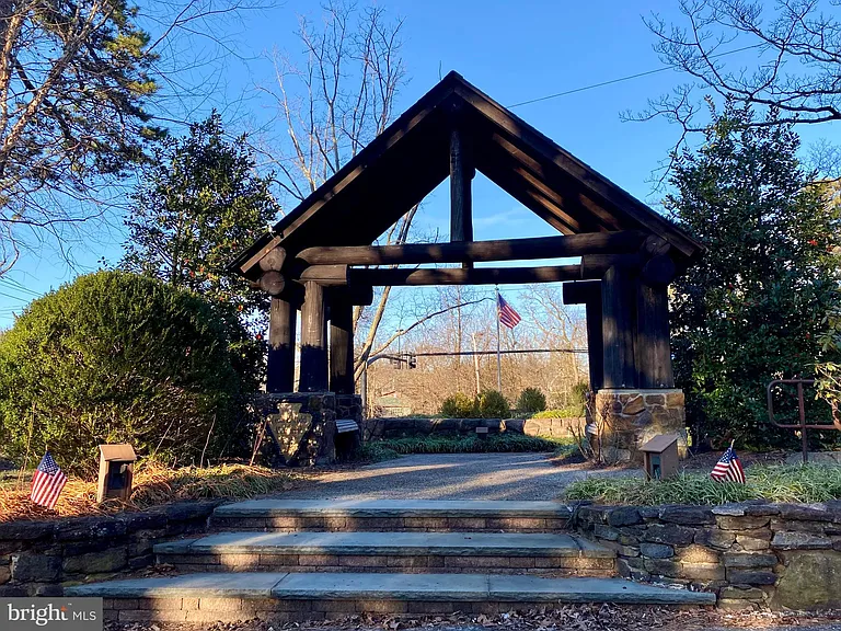 260 Shingowack Trl — Photo 26