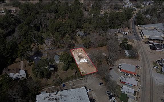 3rd image of 112 Jefferson Ct