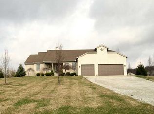 8841 Castleview Pl, Carroll, OH 43112
