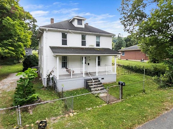 2nd image of 804 Wolf St