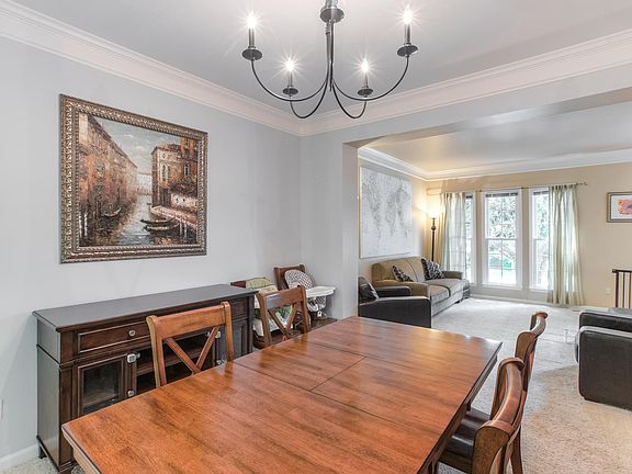 5th image of 516 Prince Of Wales Ct