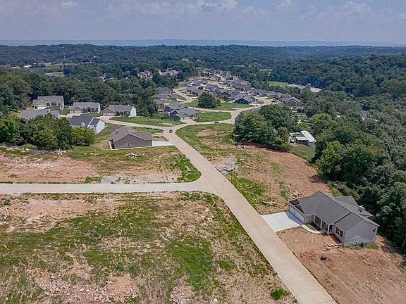 4th image of 1804 Springbrook Dr