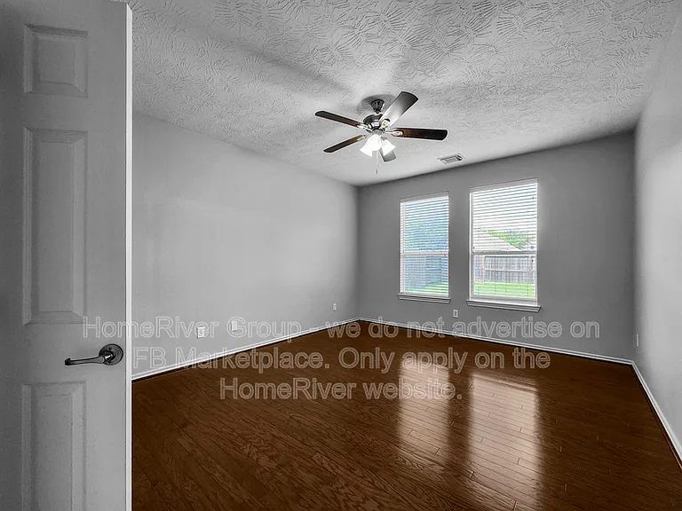 17927 Serene Shore Dr — Photo 12