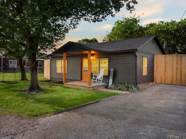 505 E Ross St, Waxahachie, TX 75165